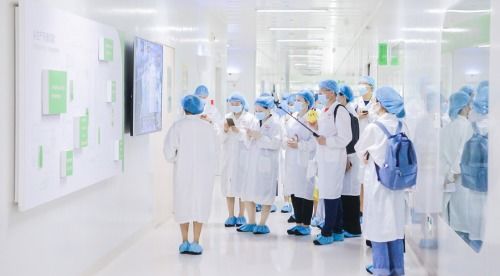 深度推動品牌技術革新,2023年三季度湯臣倍健財報預告數(shù)據(jù)亮眼鳳凰網(wǎng)河北 鳳凰網(wǎng)